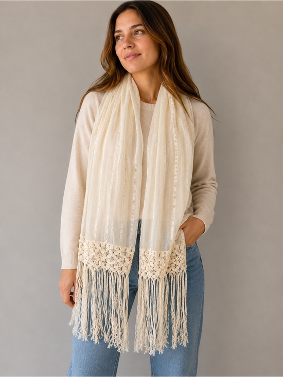 Accessories - Vintage Ivory Fringe Hem Pagmina/Wrap